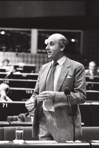 The European Commissioner Etienne DAVIGNON during a session in Strasbourg in May 1980.