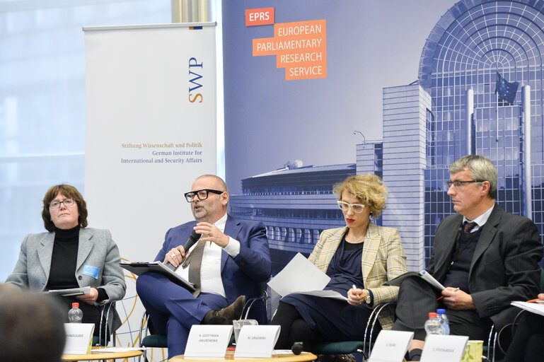 Foto 29: Take-aways from 2019 and outlook for 2020: What Think Tanks are Thinking