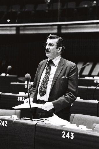 The MEP Edward KELLETT-BOWMAN during a session in Strasbourg on May 1980.