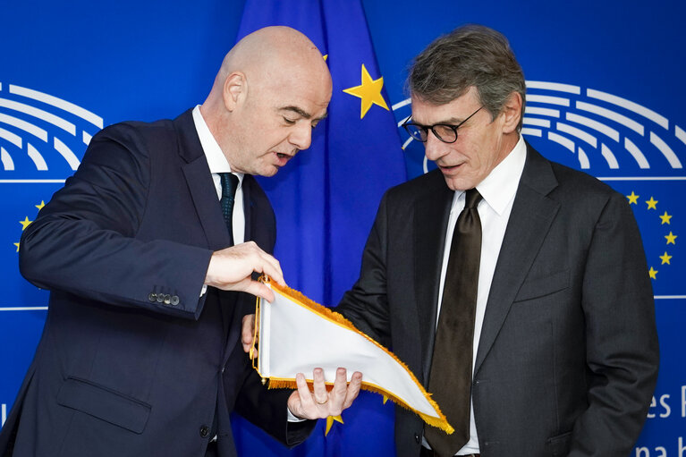 Fotó 6: David SASSOLI, EP President meets with Gianni INFANTINO, FIFA President