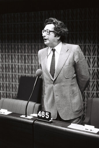 The MEP Gerard ISRAEL during a session in Strasbourg in May 1980.