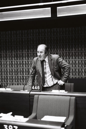 The MEP Neil BLANEY during a session in Strasbourg on May 1980.