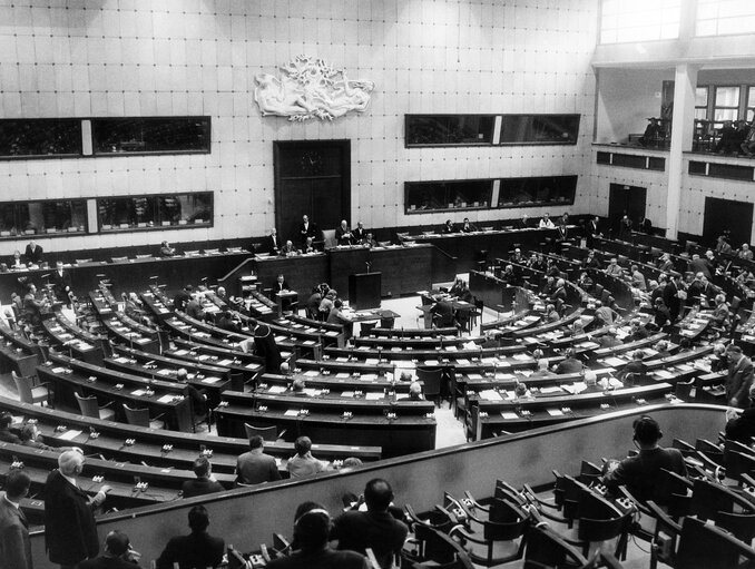 Fotogrāfija 5: Members of the Parliament attend a plenary session in the hemicycle of the European Parliament in Strasbourg, France, in 1969