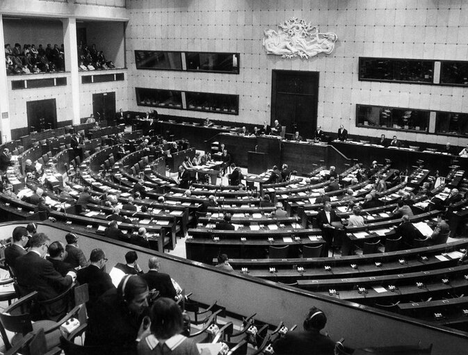 Fotogrāfija 2: Members of the Parliament attend a plenary session in the hemicycle of the European Parliament in Strasbourg, France, in 1969