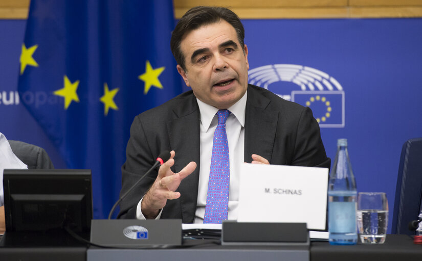 Fotografija 14: LIBE Committee - Structured dialogue with Margaritis SCHINAS, Vice-President for Promoting our European Way of Life, European Commission