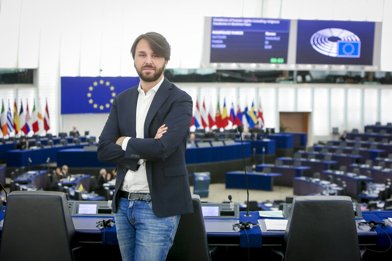 Photo 5: Mario FURORE in the EP in Strasbourg