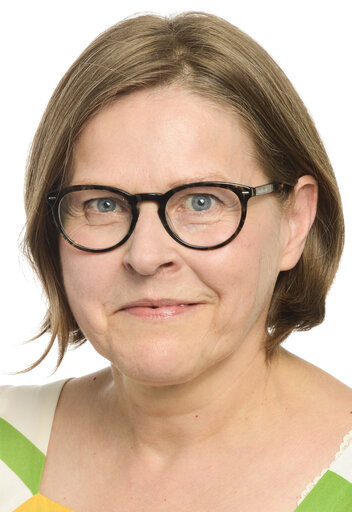 Photo 11 : Heidi HAUTALA official portrait - 9th Parliamentary term