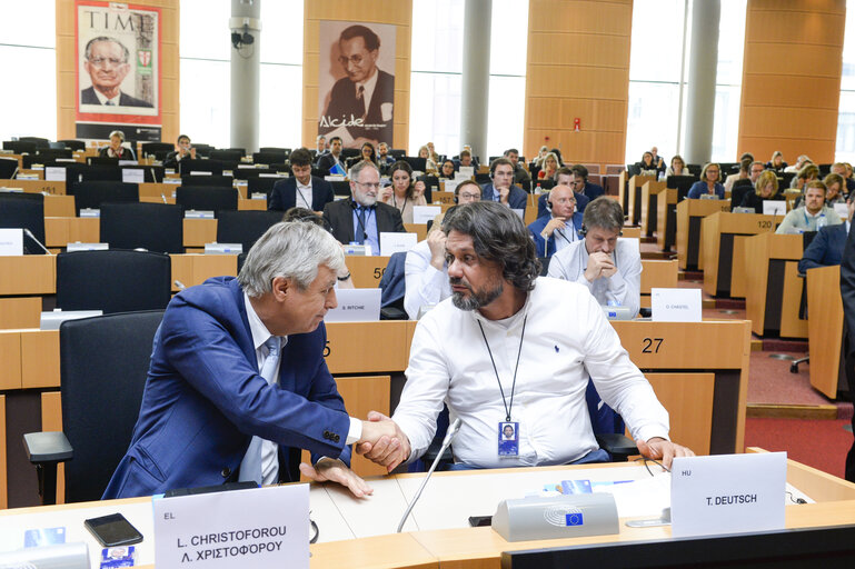 Φωτογραφία 18: CONT Constitutive meeting - Election of Chair and Vice-Chairs