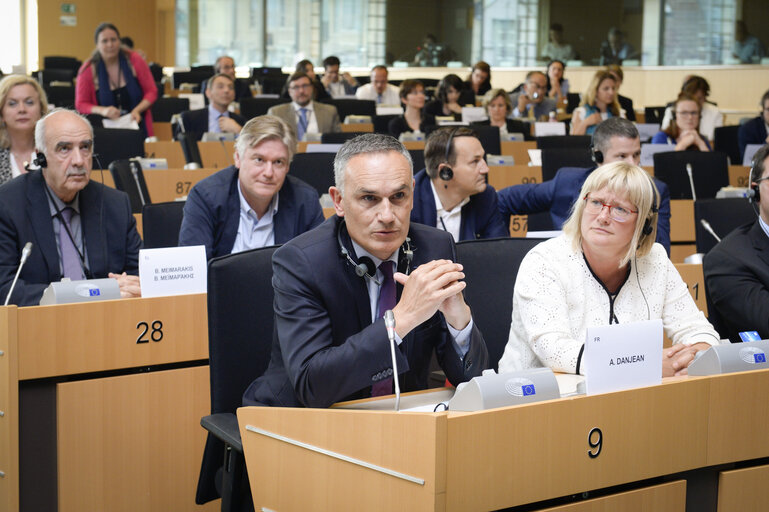 Photo 38: SEDE Constitutive meeting - Election of Chair and Vice-Chairs - sede