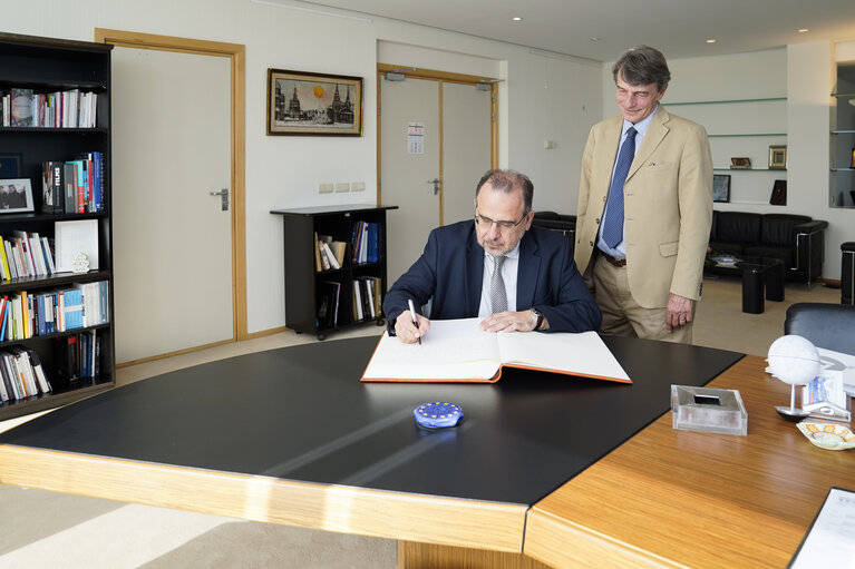 Nuotrauka 5: David SASSOLI, EP President meets with Luca JAHIER, EESC President