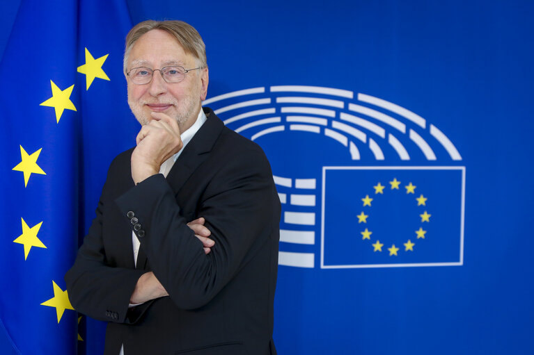 INTA Committee Chair Bernd LANGE