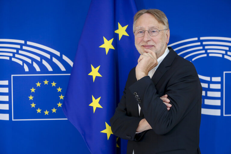 INTA Committee Chair Bernd LANGE