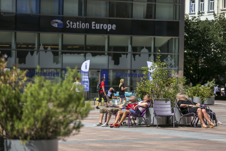 Foto 11: Stockshot of the EP in Brussels - Heatwave