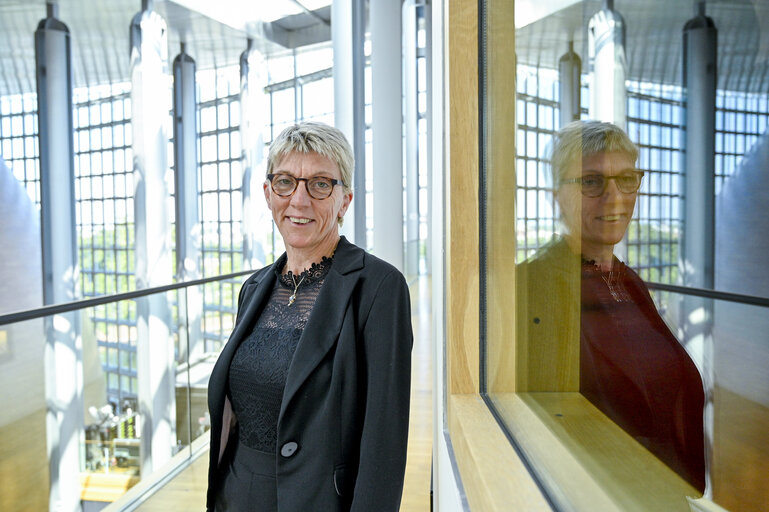 Fotogrāfija 10: Caroline ROOSE in the EP in Strasbourg