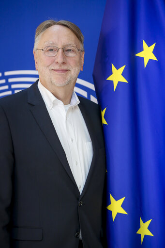 INTA Committee Chair Bernd LANGE