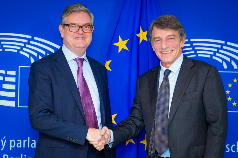 David SASSOLI, EP President meets with Julian KING, Commissioner for Migration and Home affairs