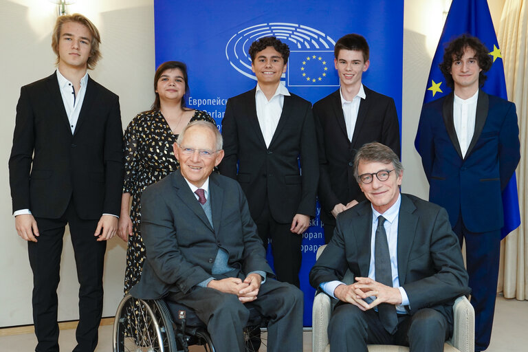 Fotografija 2: Plenary session - David SASSOLI, EP President greets Musica Mundi young musicians