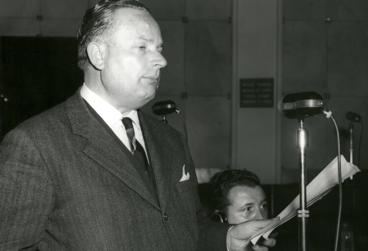 Edoardo BATTAGLIA in Constitutive session of the new European Parliamentary Assembly in april 1959