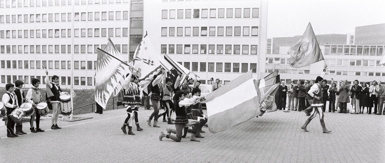 Valokuva 6: Demonstration of faenza flag launchers