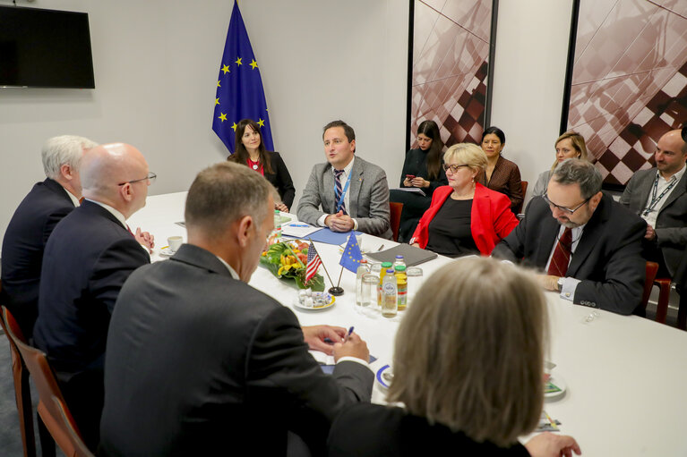 D-US Bureau meeting in the presence of Philip T. REEKER, US Acting Assistant Secretary for European and Eurasian Affairs