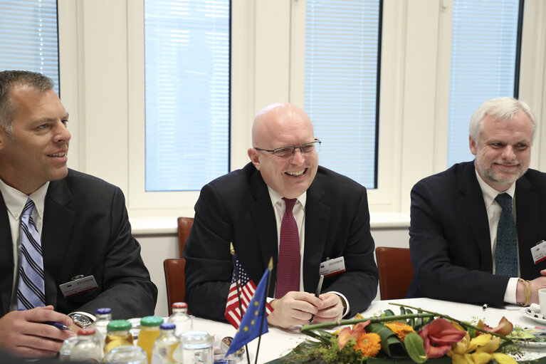 Fotografija 9: D-US Bureau meeting in the presence of Philip T. REEKER, US Acting Assistant Secretary for European and Eurasian Affairs