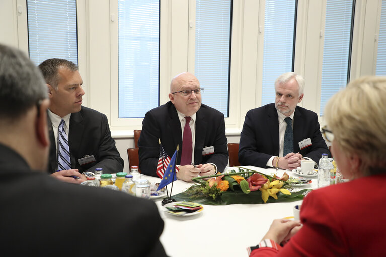 Fotografija 10: D-US Bureau meeting in the presence of Philip T. REEKER, US Acting Assistant Secretary for European and Eurasian Affairs