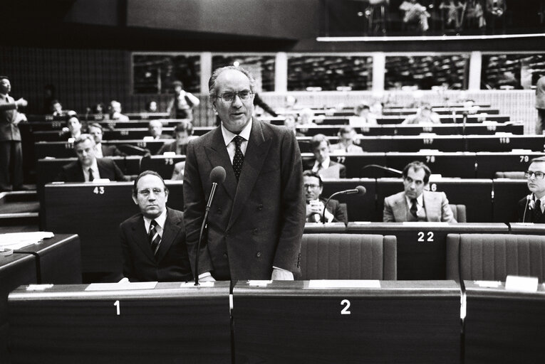 Suriet 41: Minister of Foreign Affairs Emilio COLOMBO during a session at the hemicycle of Strasbourg in April 1980.Italian Presidency