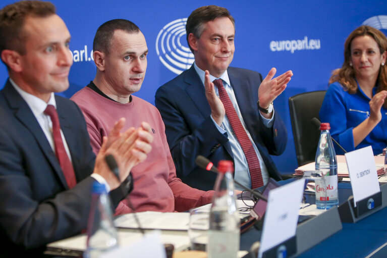 Fotografija 12: AFET - DEVE - DROI committee meeting. Exchange of views with Oleg SENTSOV, the 2018 Sakharov Prize laureate.