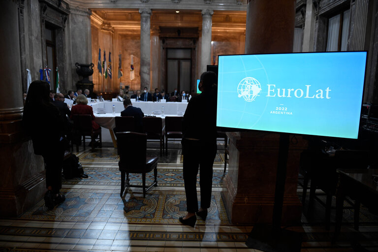 Foto 20: EUROLAT - Fourteenth Ordinary Plenary Session in Buenos Aires -   Argentina - Executive Bureau Meeting