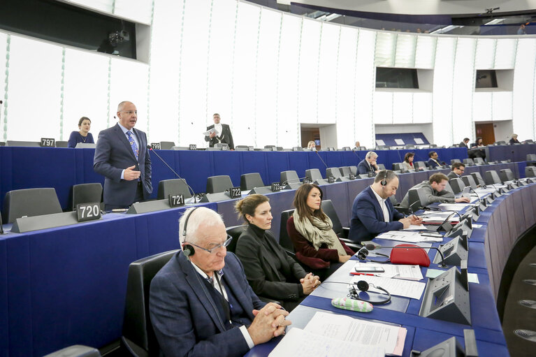 Foto 3: Sergey STANISHEV in the EP in Strasbourg