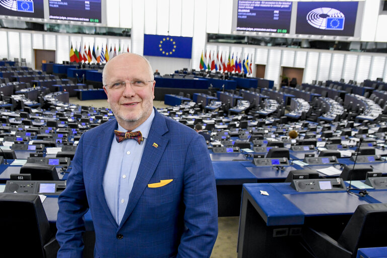 Fotagrafa 4: Juozas OLEKAS in the EP in Strasbourg