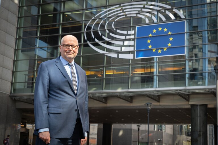 Eero HEINALUOMA in the EP in Brussels