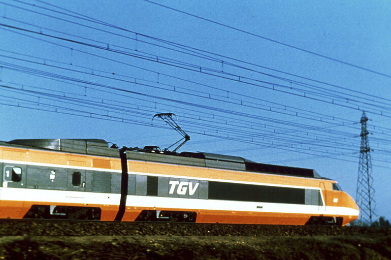 Fotografia 1: The TGV, French high-speed train.