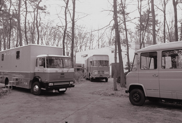 Fotografija 1: Historical image of the EP television transmission truck