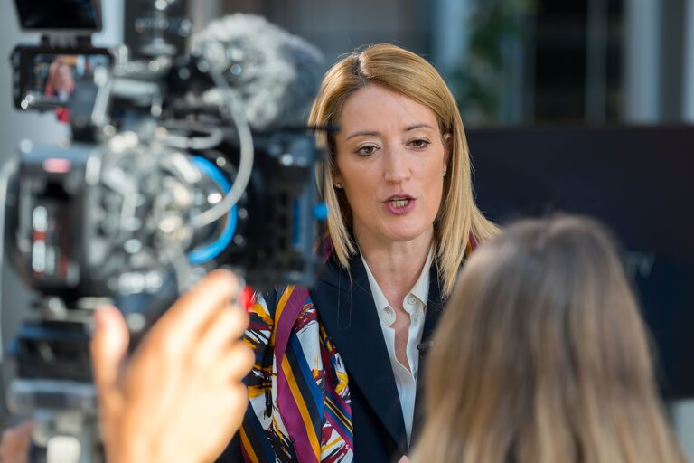 Interview of Roberta METSOLA, EP President by RTP