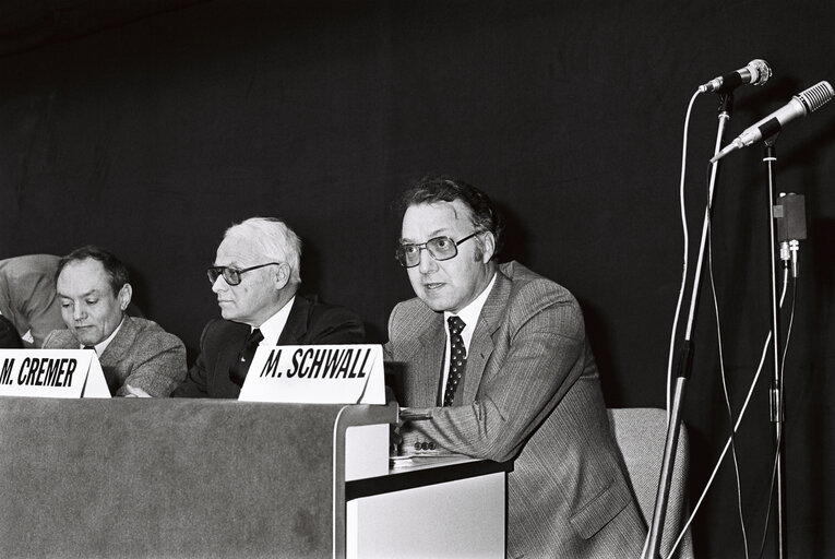 Fotografia 32: Meeting at the European Parliament in Strasbourg in February 1980