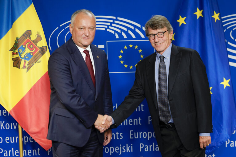 Photo 15 : David SASSOLI - EP President meets with Igor DODON - President of Moldova