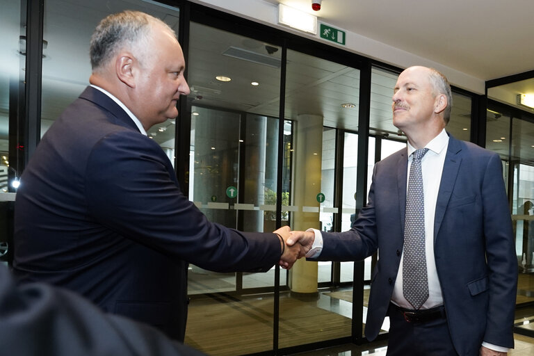 Photo 16 : David SASSOLI - EP President meets with Igor DODON - President of Moldova