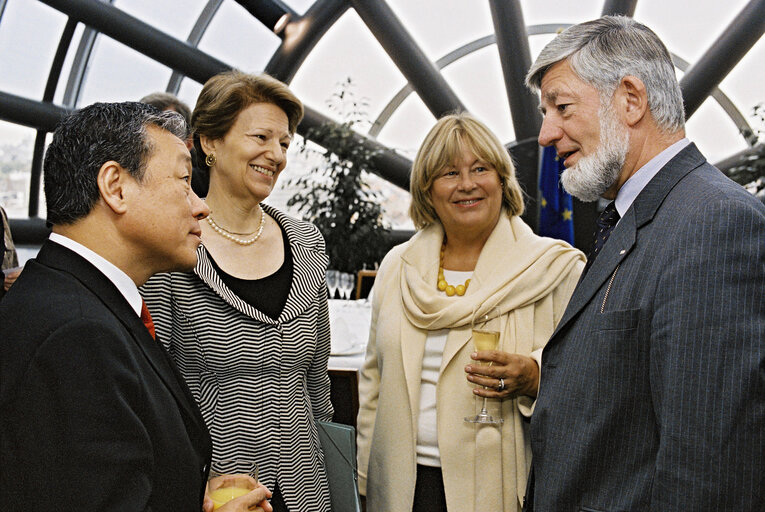 Visit to the EP in Brussels by Lee JONG-WOOK, President of the World Health Organisation (WHO)Lunch