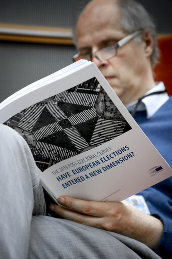 Zdjęcie 22: Launch event for this post-electoral survey and Public Opinion Monitoring Unit study. Have European elections entred a new dimension? The 2019 Post-Electoral Eurobarameter Study