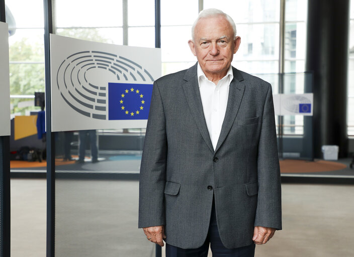 Leszek MILLER in the EP in Brussels