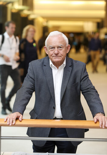 Fotogrāfija 8: Leszek MILLER in the EP in Brussels