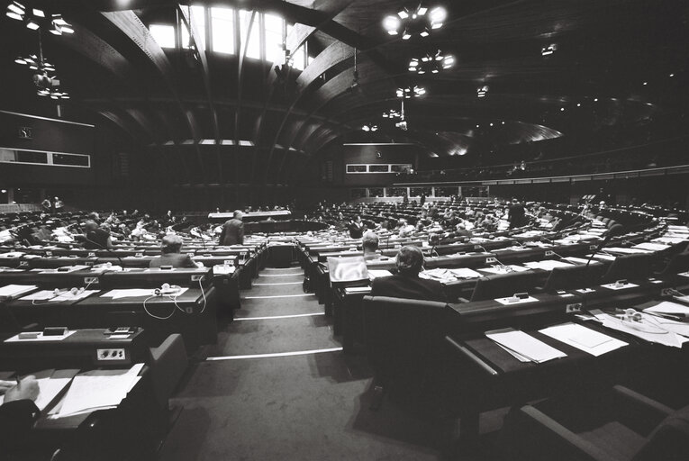 Stockshots of the hemicycle of the EP in Strasbourg