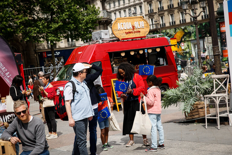 Fotó 7: Europe Day 2022 in Paris, France