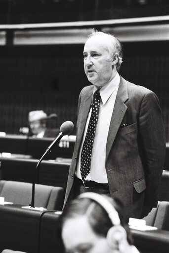 The MEP Ernst MULLER-HERMANN during a session in Strasbourg in March 1980.