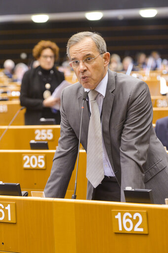 Снимка 50: Plenary session  - Commission statement - Greening the European Investment Bank, in the presence of Werner Hoyer, President of the EIB