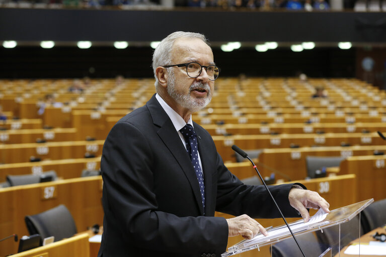 Photo 1 : Plenary session - Council and Commission statements - Preparation of the European Council meeting of 17 and 18 October 2019