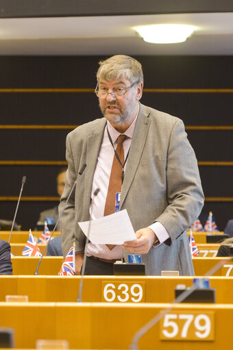 Снимка 21: Plenary session  - Commission statement - Greening the European Investment Bank, in the presence of Werner Hoyer, President of the EIB