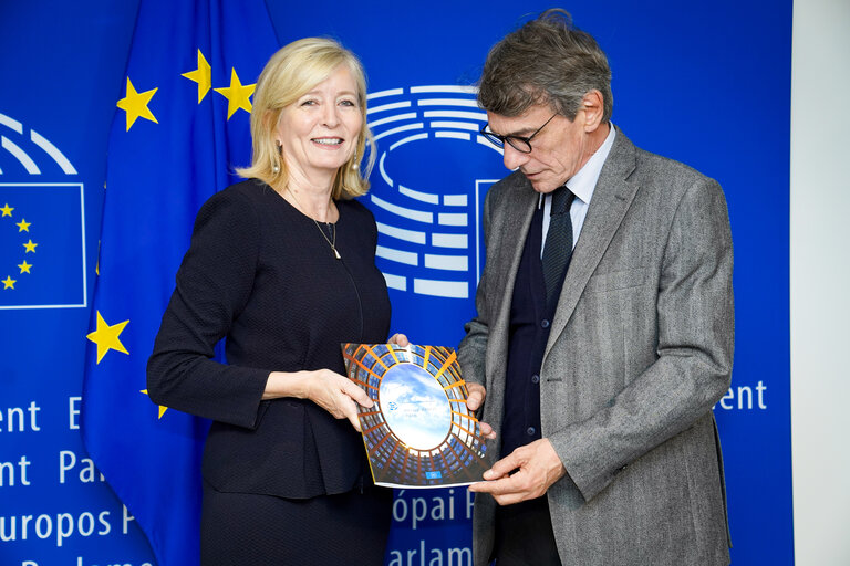 Fotografie 2: David SASSOLI, EP President meets with Emily O'REILLY, EU Ombudsman