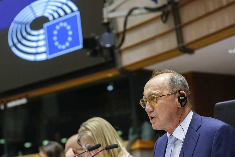 Photo 6 : Plenary session - Council and Commission statements - Preparation of the European Council meeting of 17 and 18 October 2019